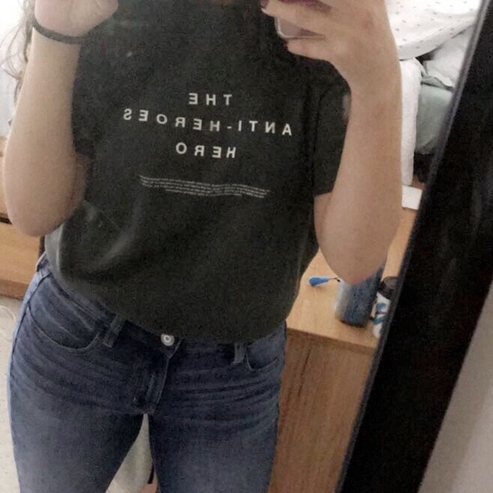 Army green Graphic tee